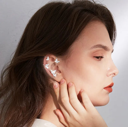 Пеперутки за уво